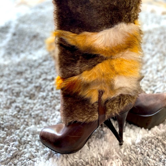 Guess fur knee high boots size 9 - Picture 3 of 4